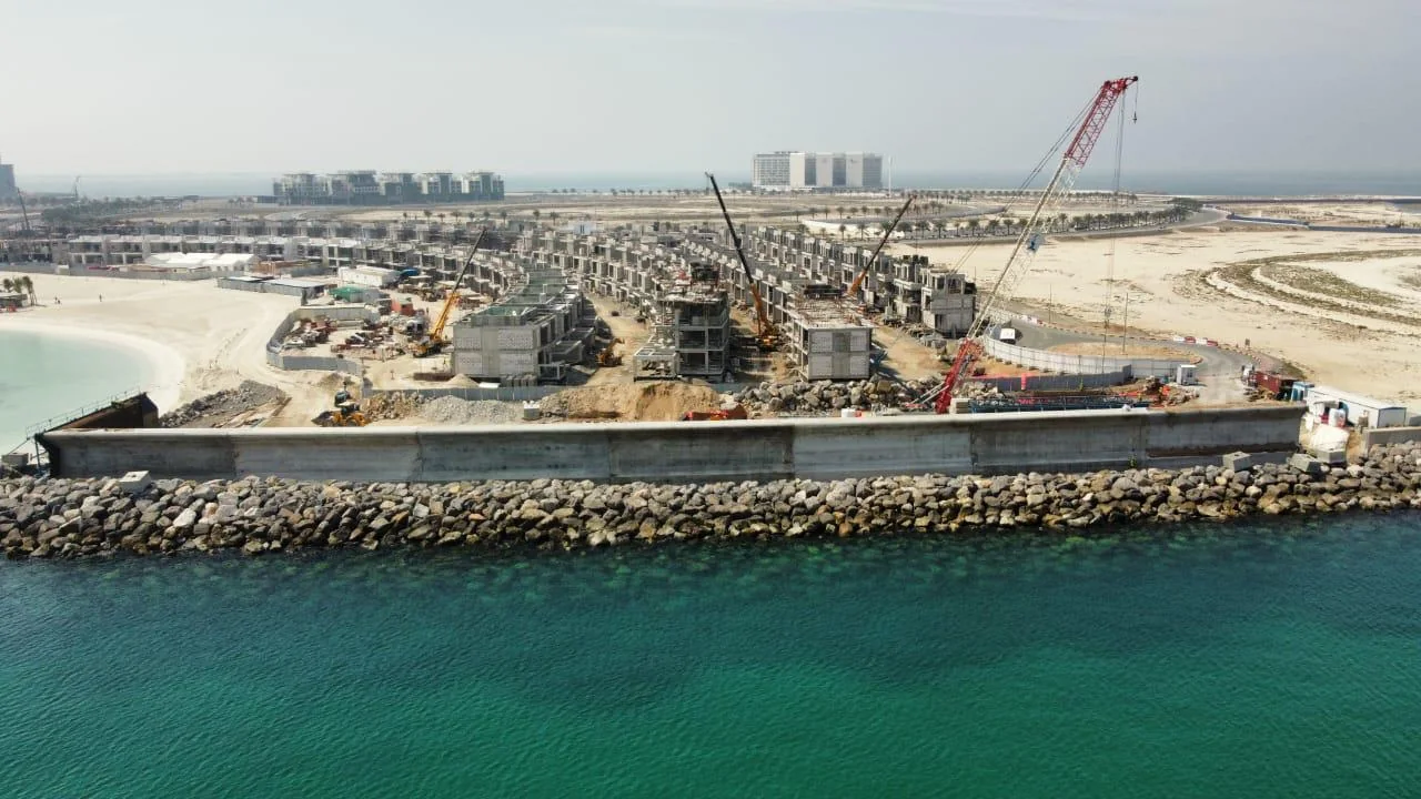 Al Danah Bay Breakwater Villa Walls Project 2024