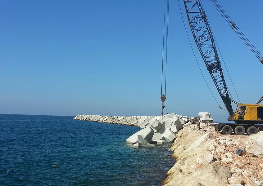Saida Commercial Port Phase I — breakwater armour installation