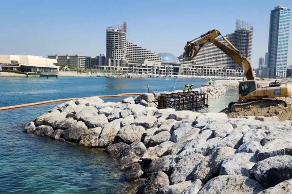 Maryam island marine works package