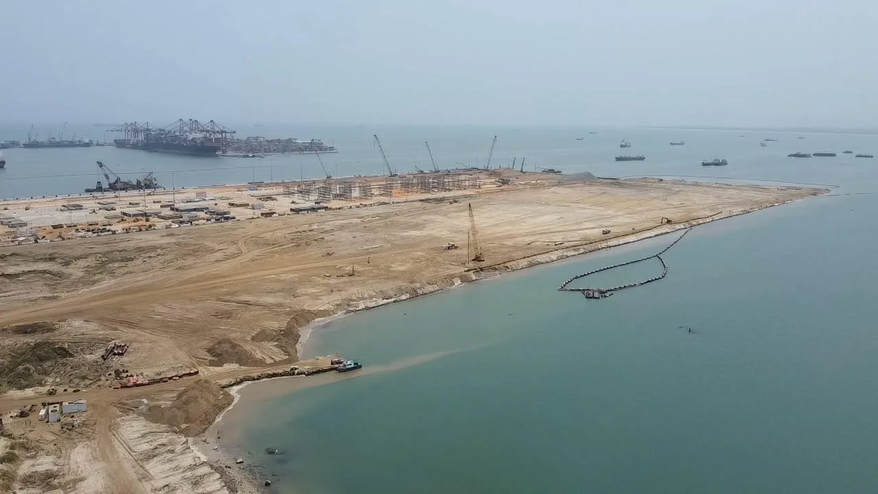Pointe-Noire Container Terminal — alternative aerial view of the quay alignment and reclaimed area