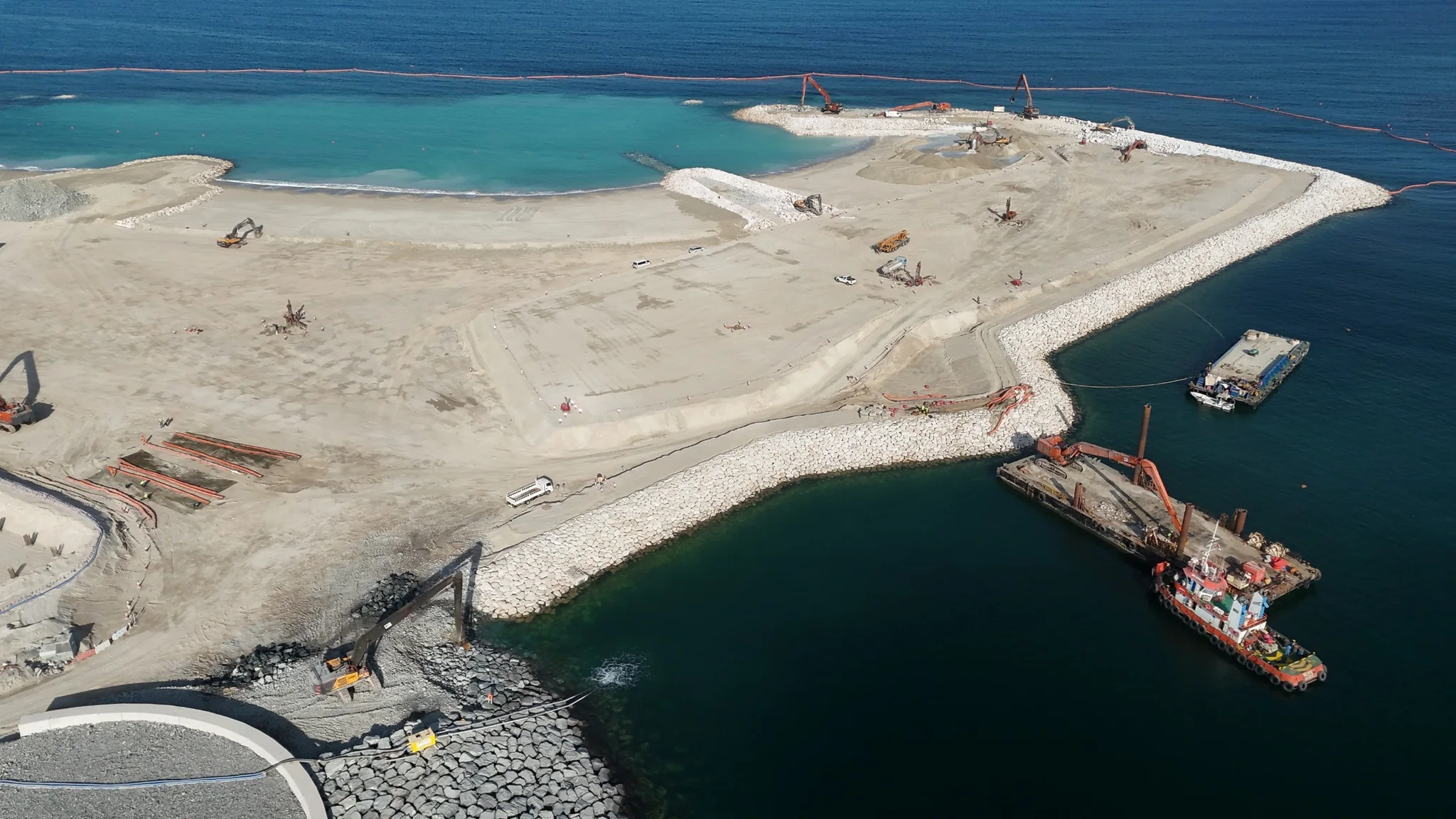 Cape Jumeirah Marine Works MH-0123 — revetment construction and marine plant