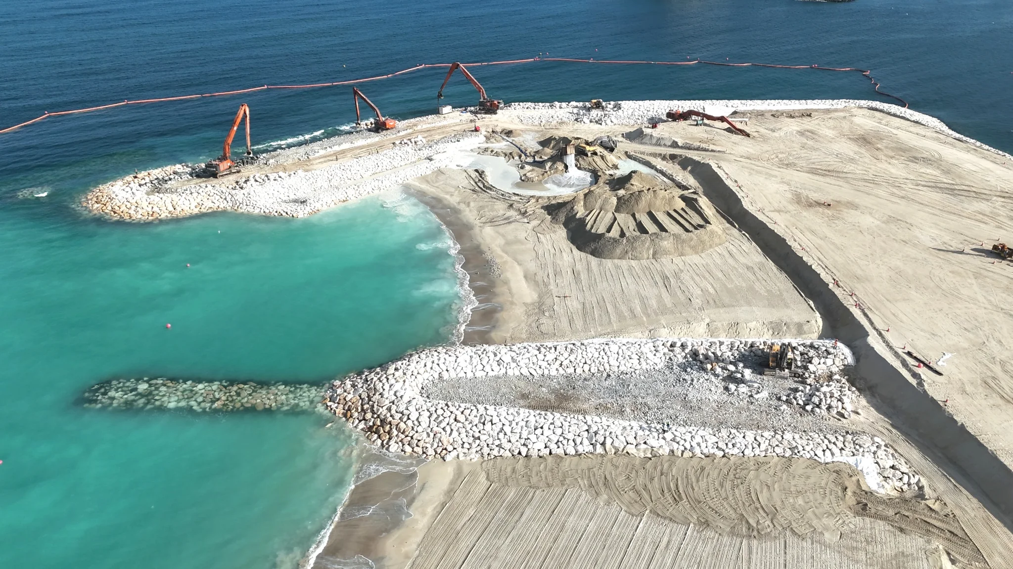 Cape Jumeirah Marine Works MH-0123 — rock revetment and beach construction
