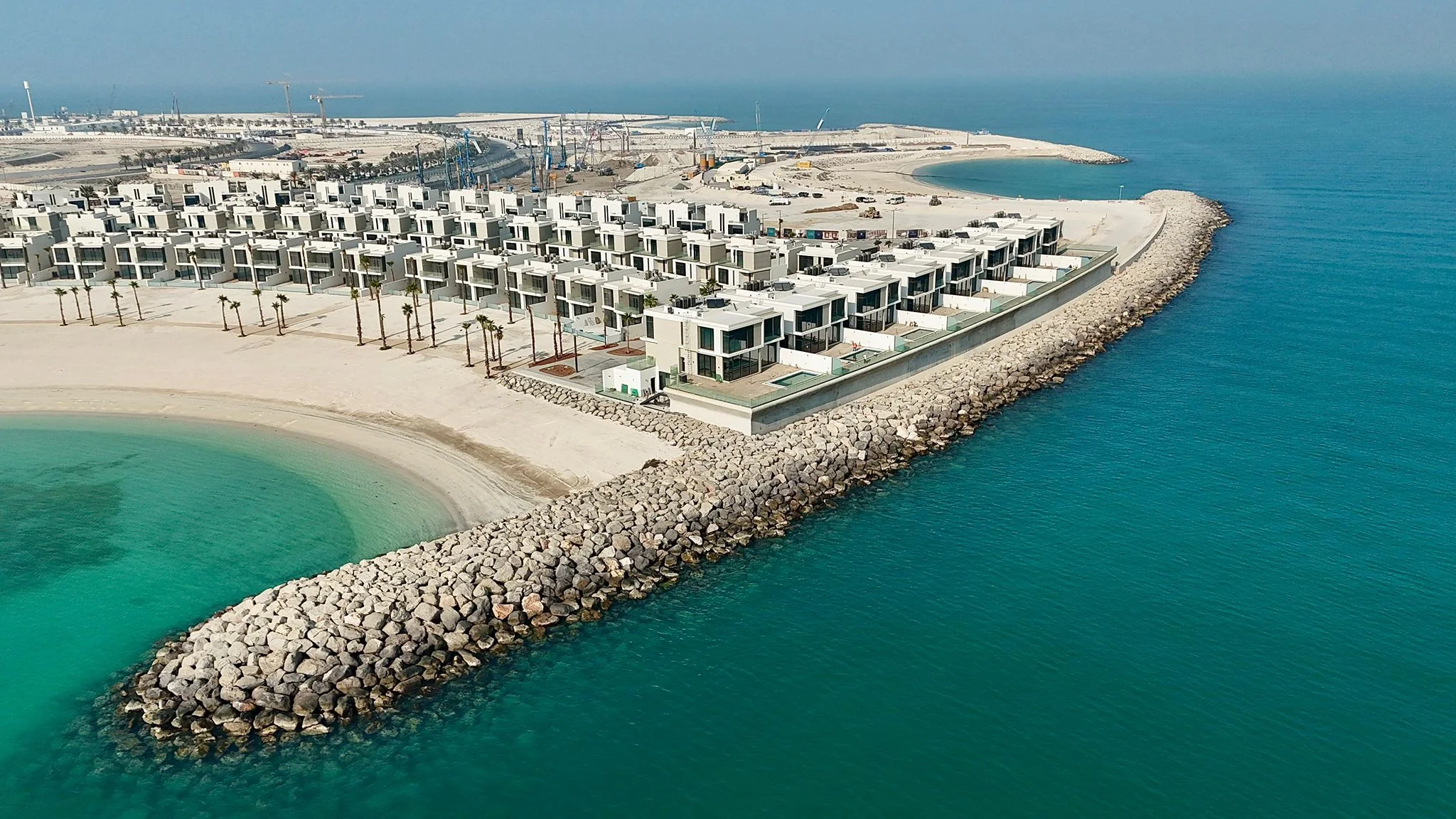 Al Marjan Island — outer breakwater and coastal development